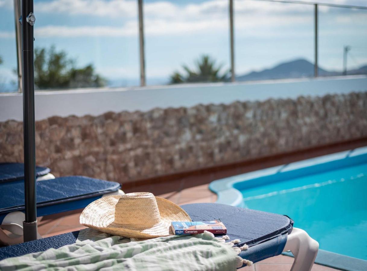 La Casita Del Naranjo Con Piscina Independiente كانديلاريا المظهر الخارجي الصورة